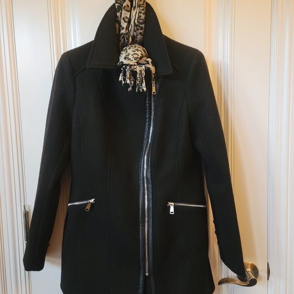 Suzy Shier Black Coat - Picture 1 of 10